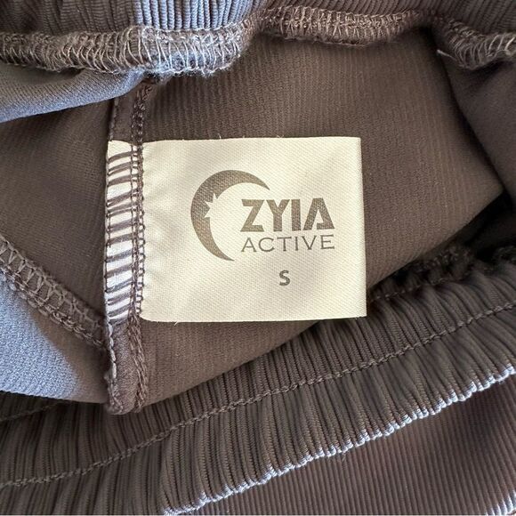 ZYIA slate edge joggers size small - Picture 11 of 11